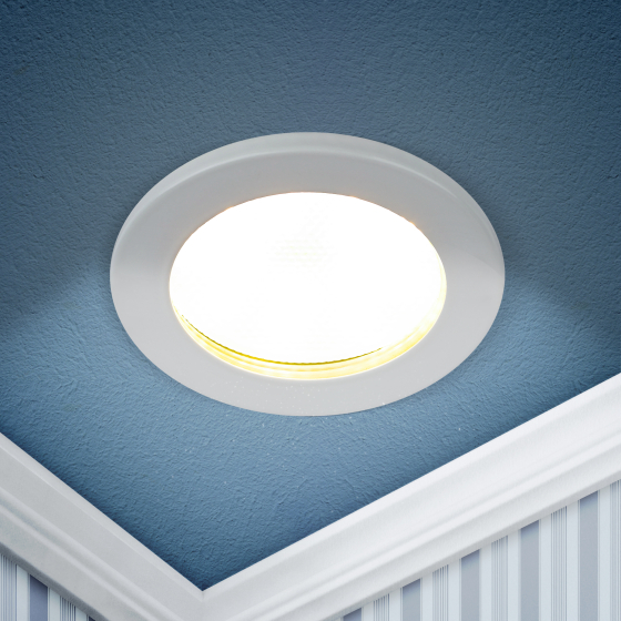 Купить оптом недорого Встраиваемый светильник влагозащищенный ЭРА KL95 WH GX53 IP44 белый