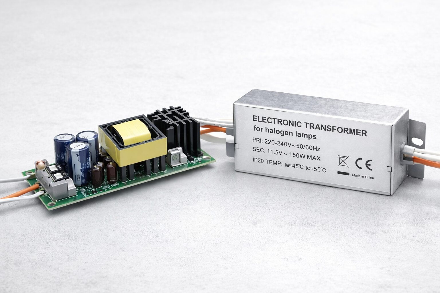 Трансформатор для низковольтных ламп от ЭкоСветоСистемы Электронный трансформатор для ламп 12В от ООО «ЭкоСветоСистемы»: качественное питание для освещения